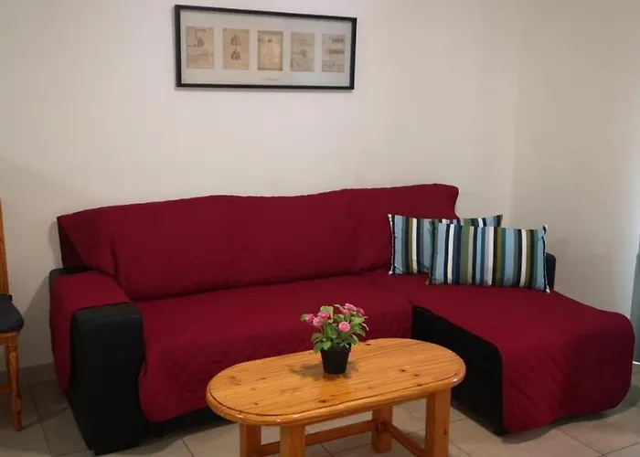 In Cristianos Centre